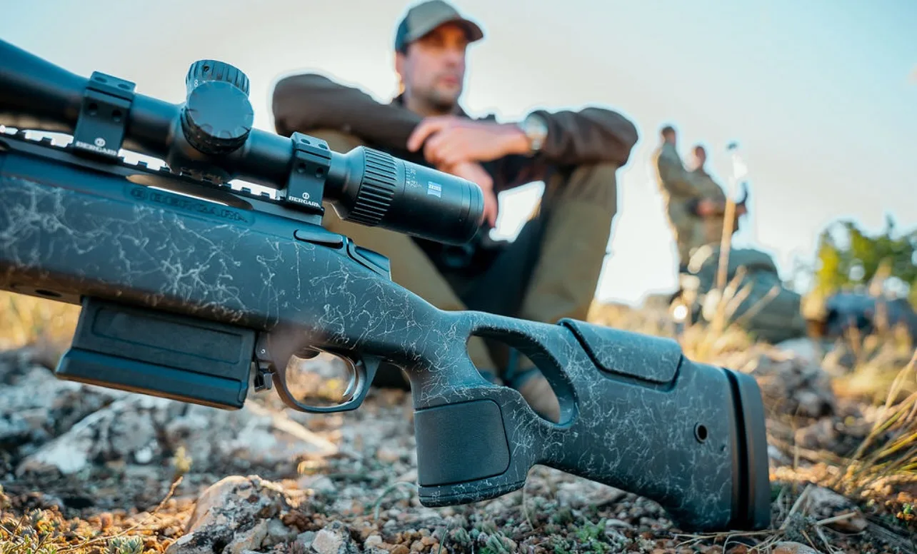 Új Bergara golyós vadászfegyver érkezik 2025-ben: Bergara B14 Thumbhole 3 470901152 18435128995078166 2952244859618629006 n